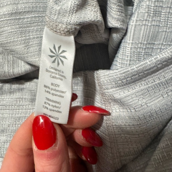 Athleta Gray High Rise Leggings Sz L Mesh Capri Yoga Fitness Running Pants - Picture 7 of 13